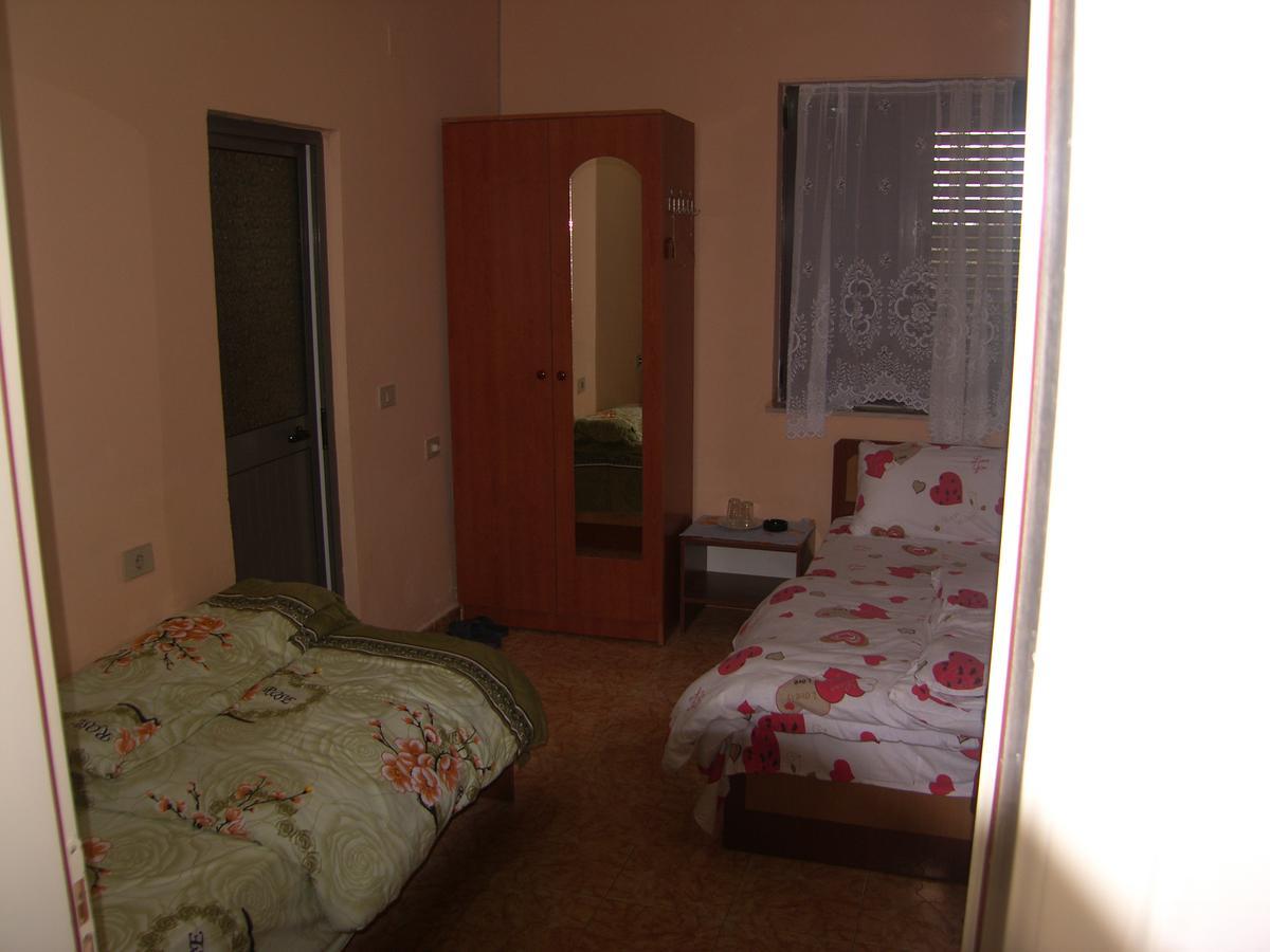 Shkodra Hotel Zewnętrze zdjęcie