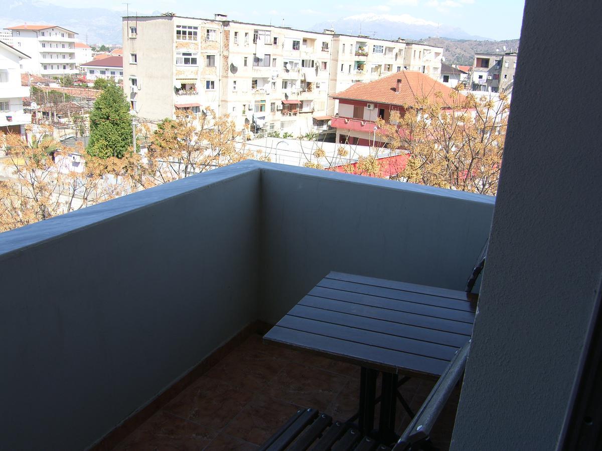 Shkodra Hotel Zewnętrze zdjęcie