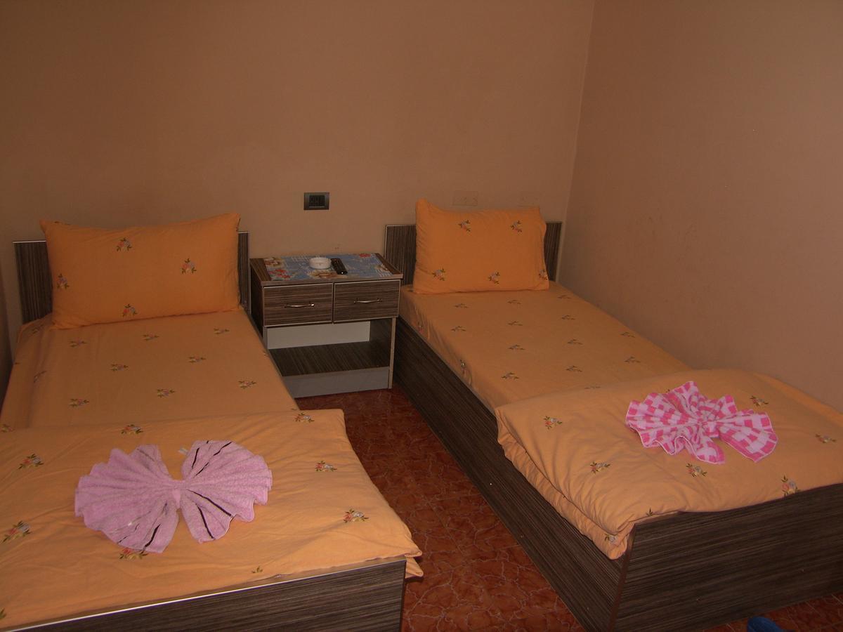 Shkodra Hotel Zewnętrze zdjęcie