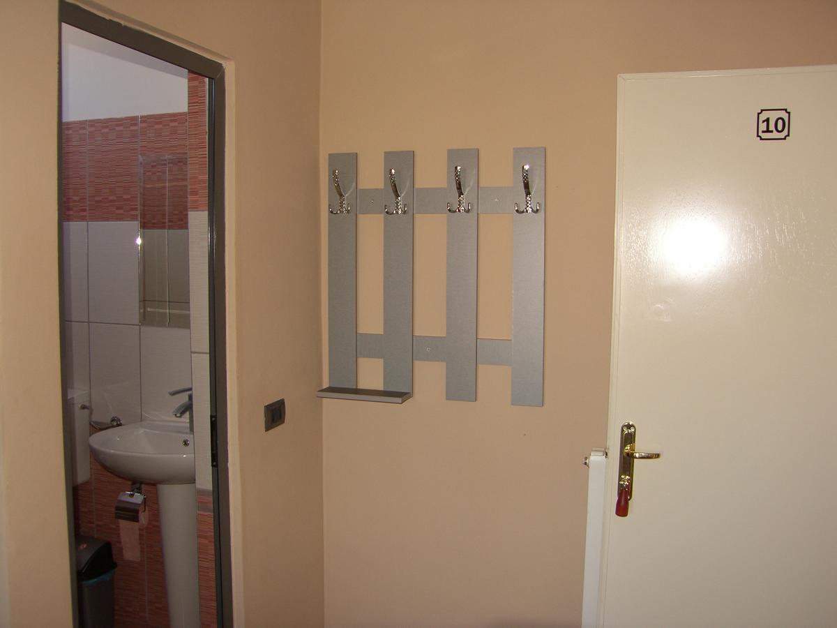 Shkodra Hotel Zewnętrze zdjęcie