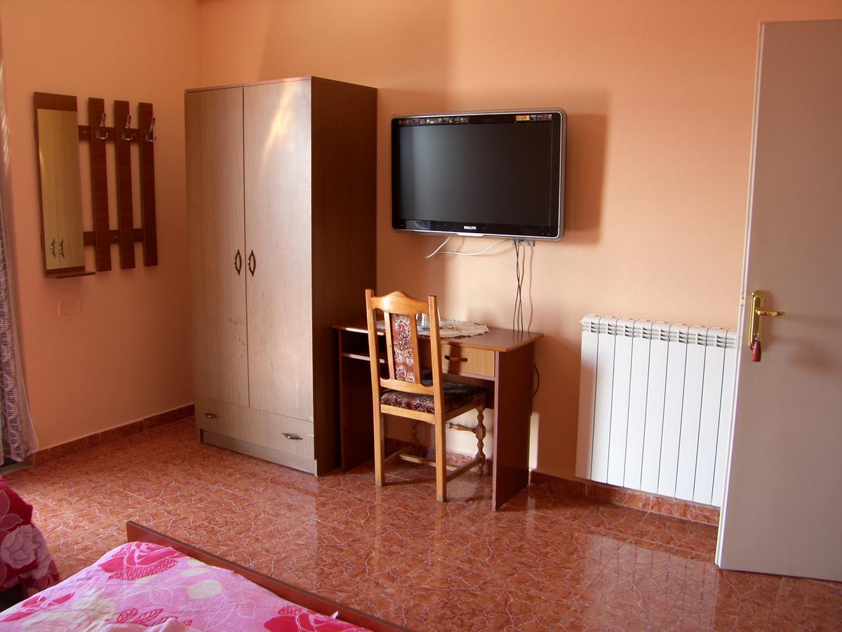 Shkodra Hotel Zewnętrze zdjęcie