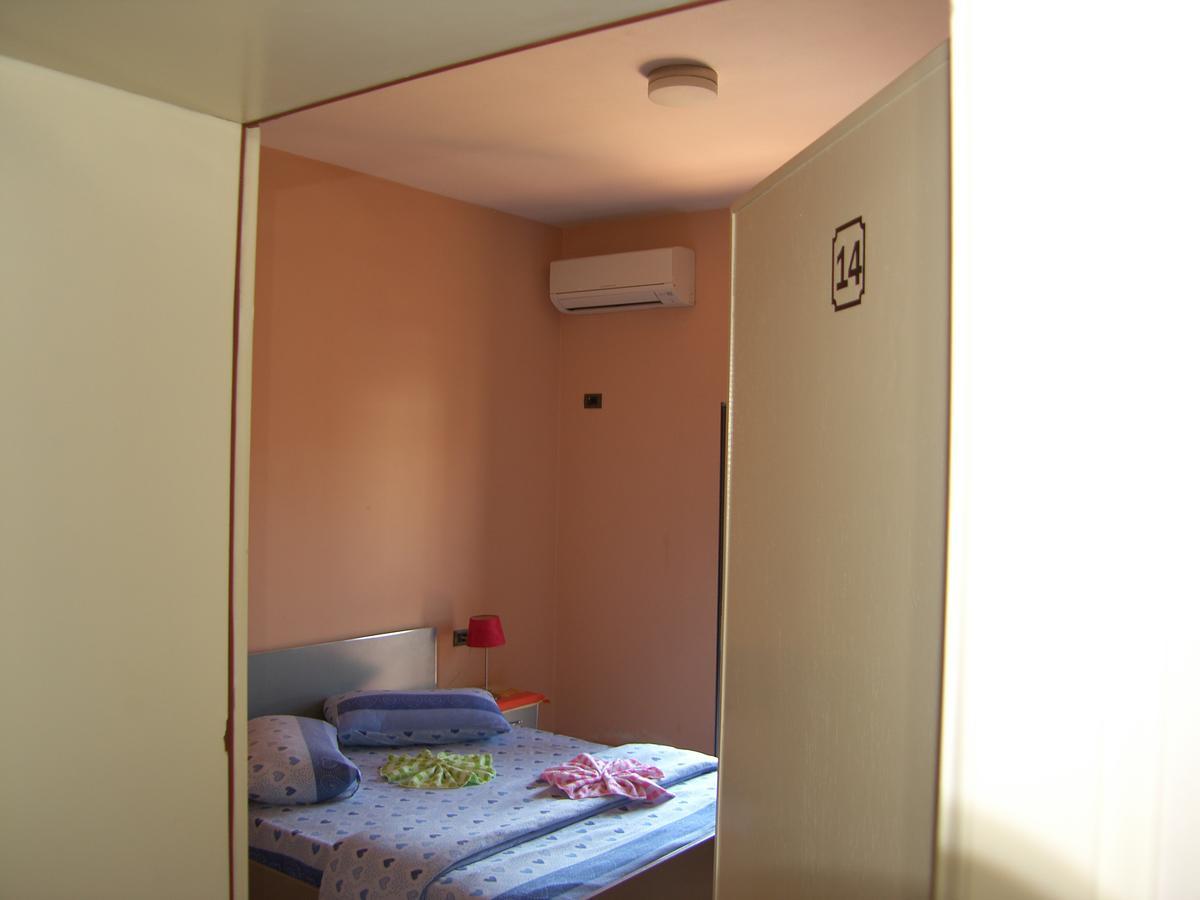Shkodra Hotel Zewnętrze zdjęcie
